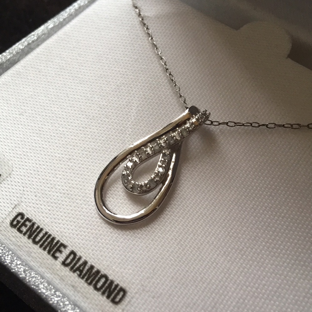 Diamond necklace - Picture 2 of 2